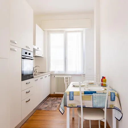アパート Casa Comodina By Portofinohomes ラッパロ